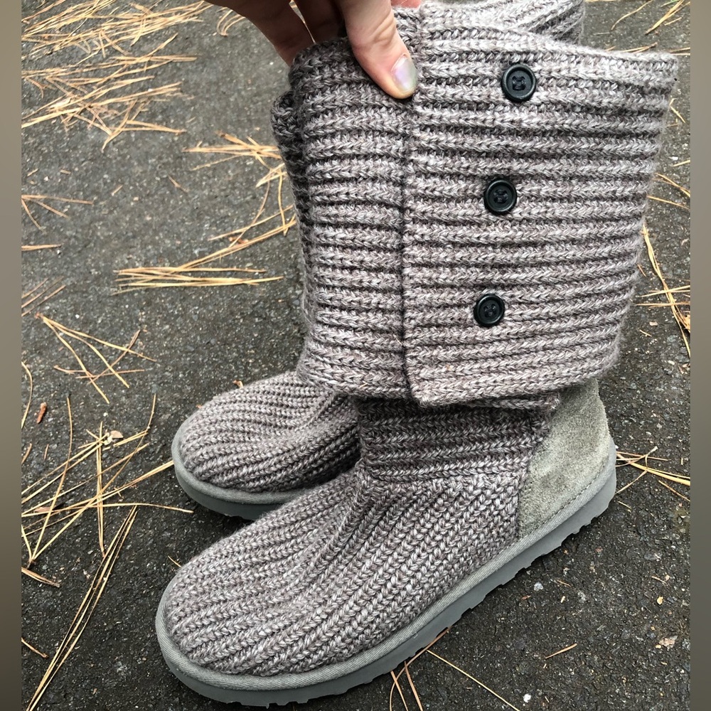 Ugh Knitted Boots - Grey - Size 10